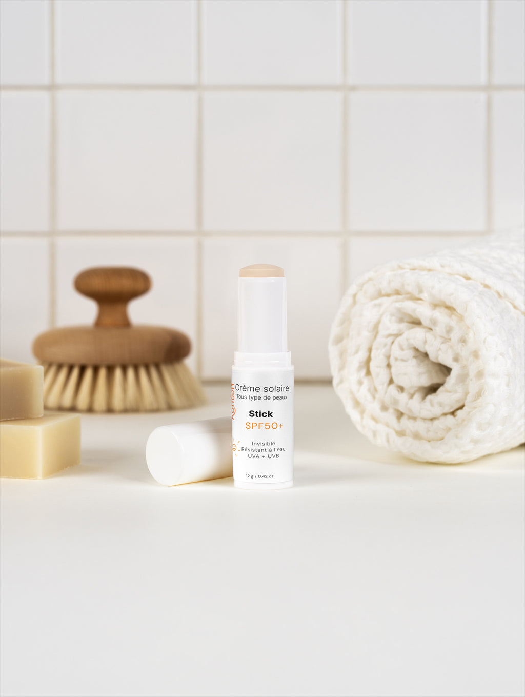 Stick de protection solaire SPF50, sans teinte